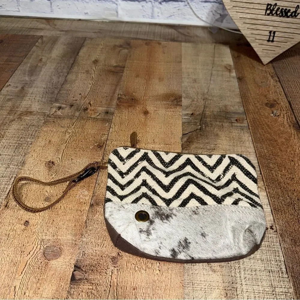 Myra bag BEWILDER HAIRON WRISTLET